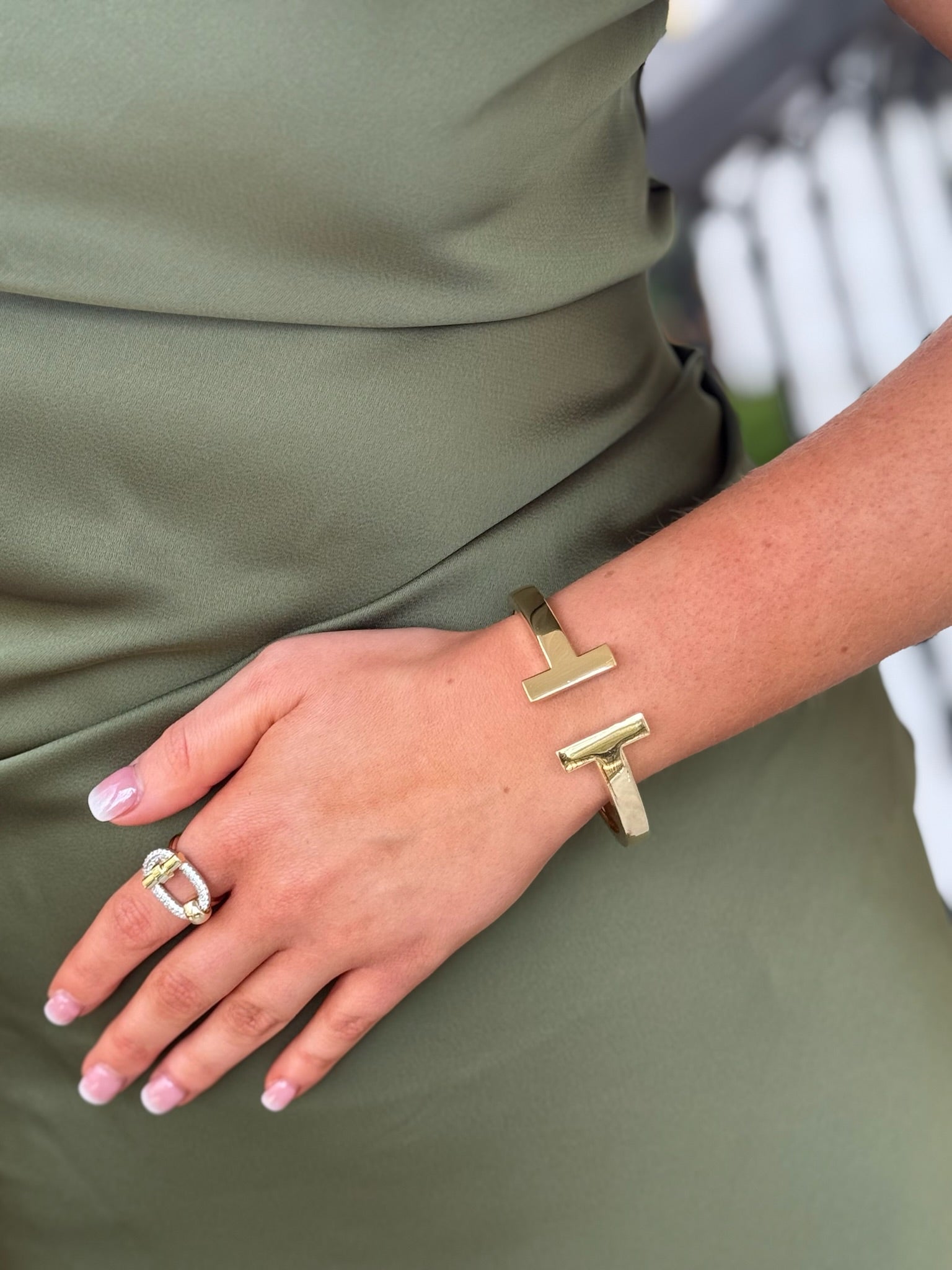 Gage Hammer Cuff - Gold