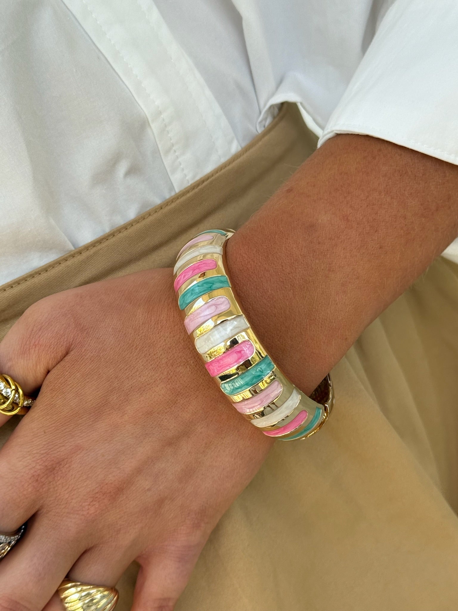 SJ Round Bracelet - Cotton Candy Striped