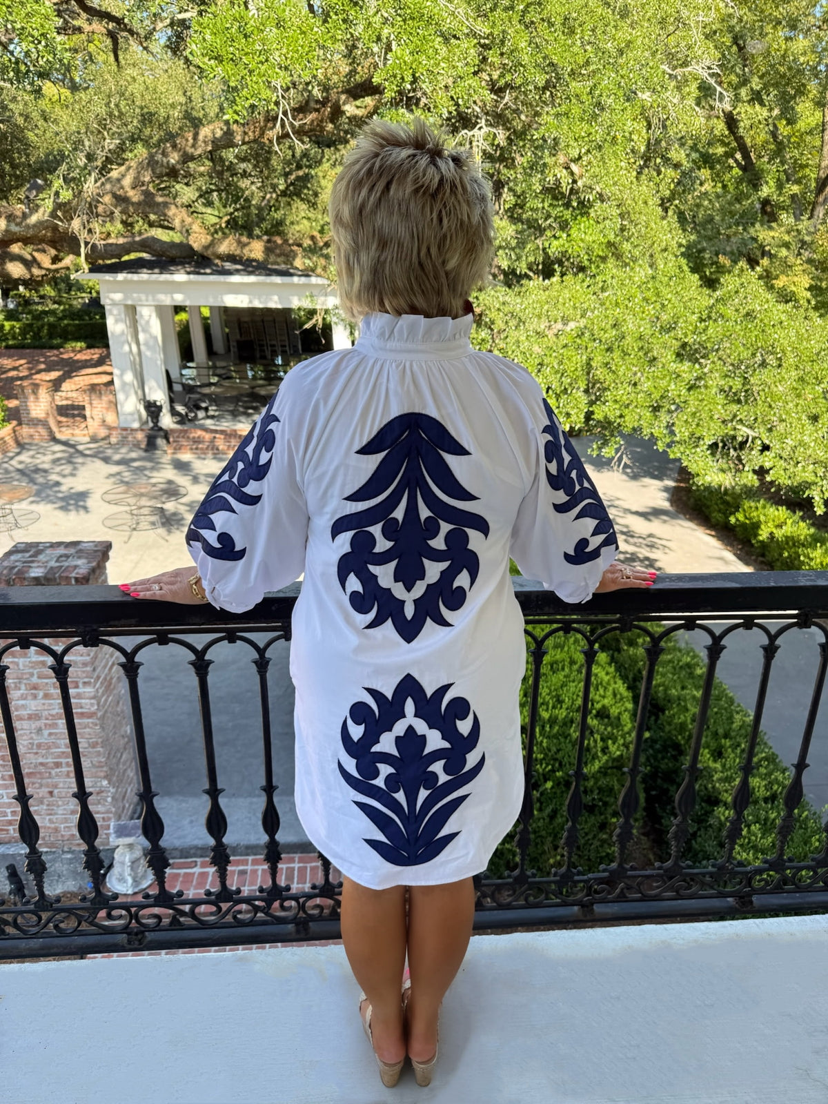 Juniper Floral Appliqué Dress - White & Navy