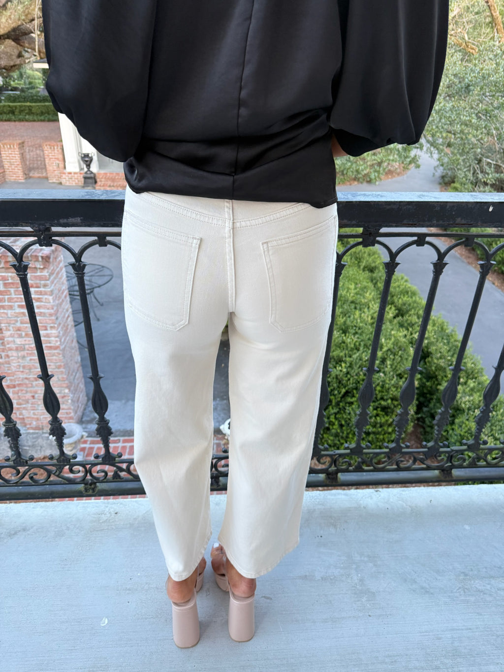 Becca Cropped Wide Leg Jeans - Off White
