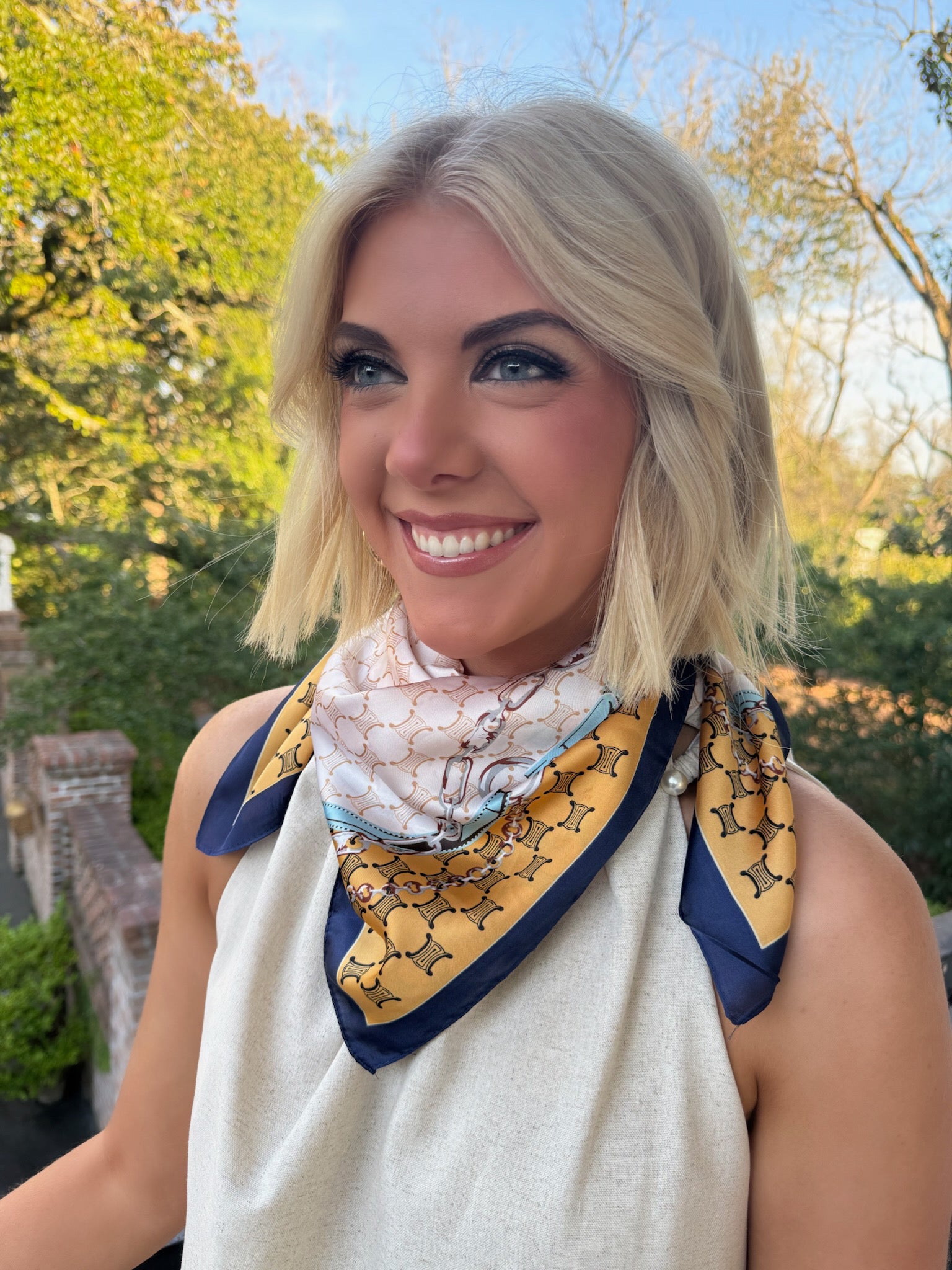 Holland Neck Scarf - Navy & Gold
