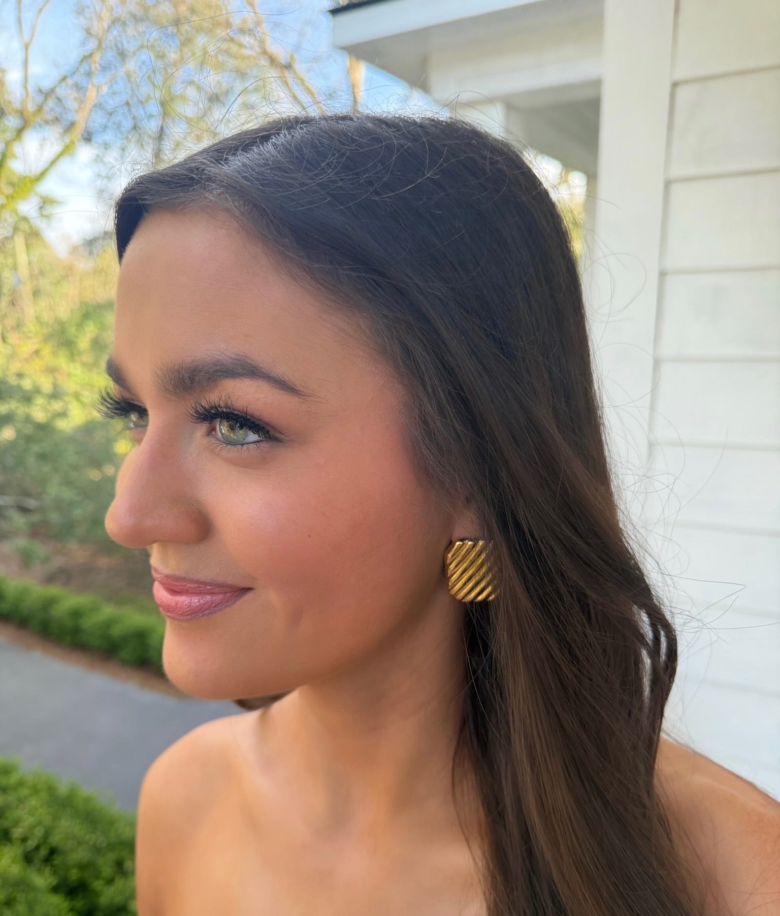 Whitley Textured Stud - Gold